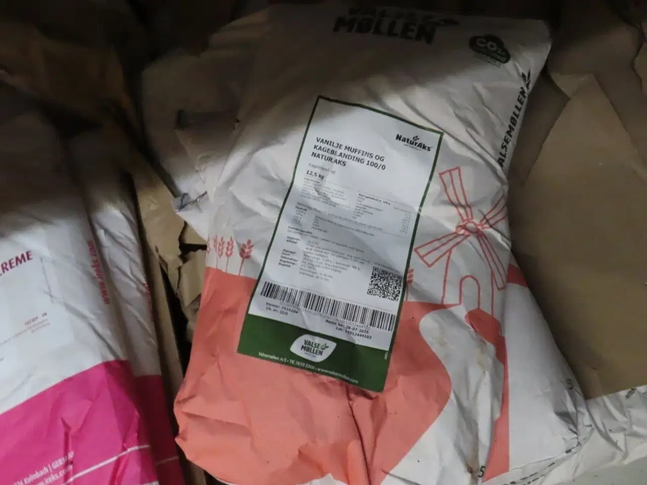 Billede 14 - Pallereol med indhold