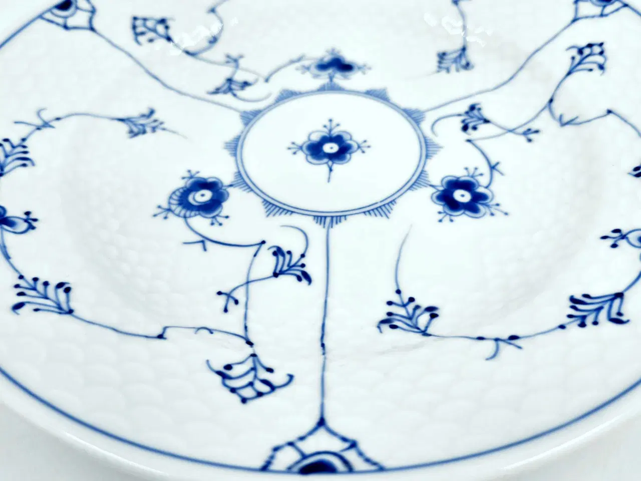 Billede 8 - B&G Musselmalet Hotelporcelæn Middagstallerken 