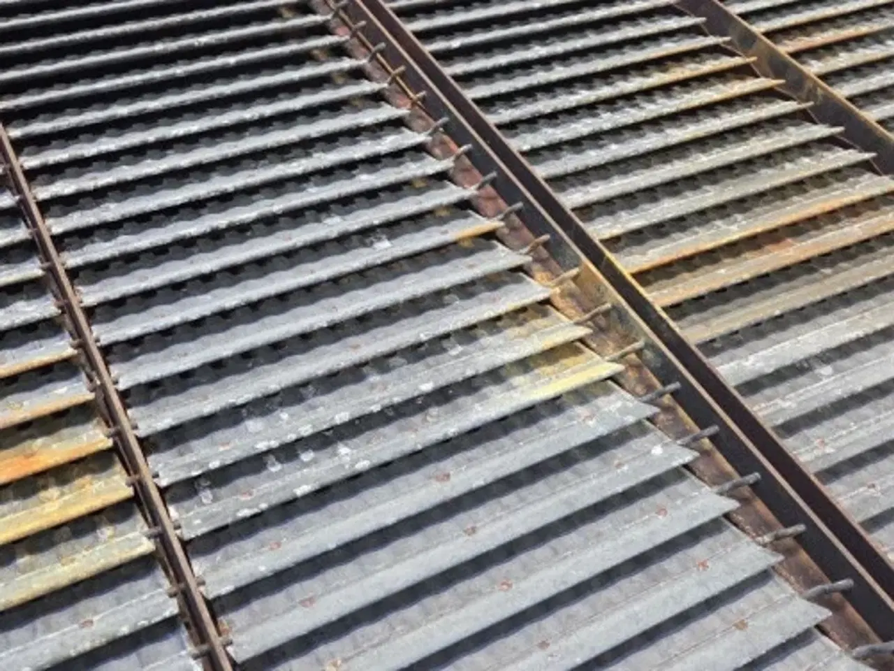 Billede 19 - Case 2388 Undersold 1322464C7  (2)