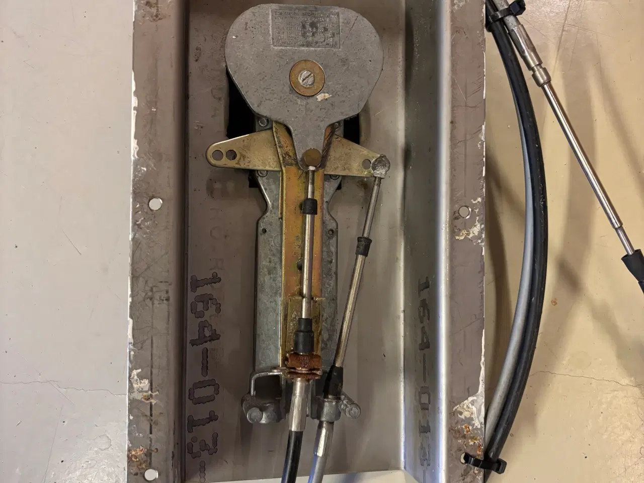 Billede 3 - Gear og gasregulering til båd