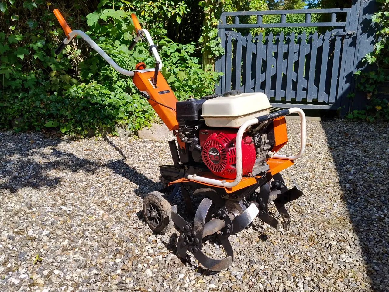 Billede 1 - Husqvarna Twin Havefræser
