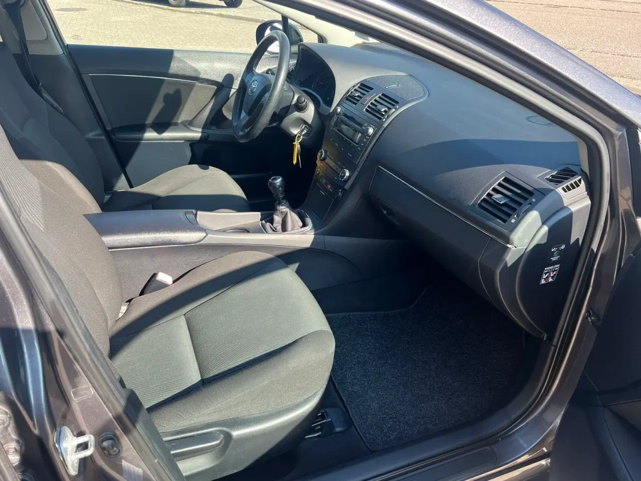 Billede 13 - Toyota Avensis 1,6 VVT-I T1 132HK Stc 6g
