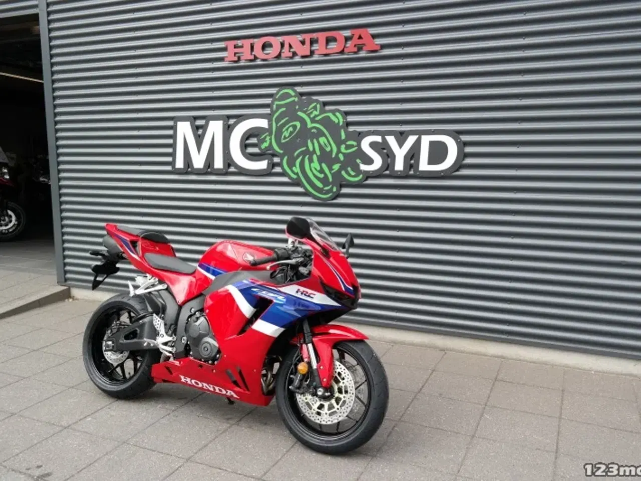 Billede 2 - Honda CBR 600 RR MC-SYD BYTTER GERNE