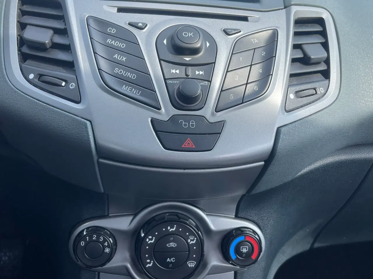 Billede 12 - NYSYNET FORD FIESTA 1,6 tdci med partikelfilter 
