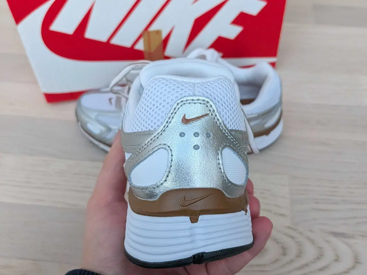 Billede 4 - Nike p-6000 light British tan 