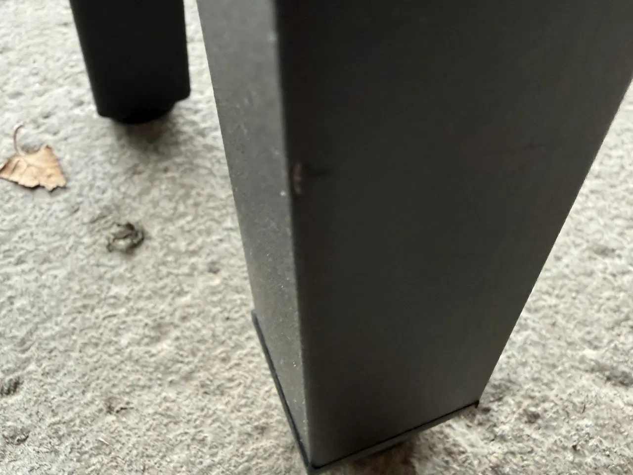 Billede 14 - 4 VASAGLE barstol & bord i industrielt design