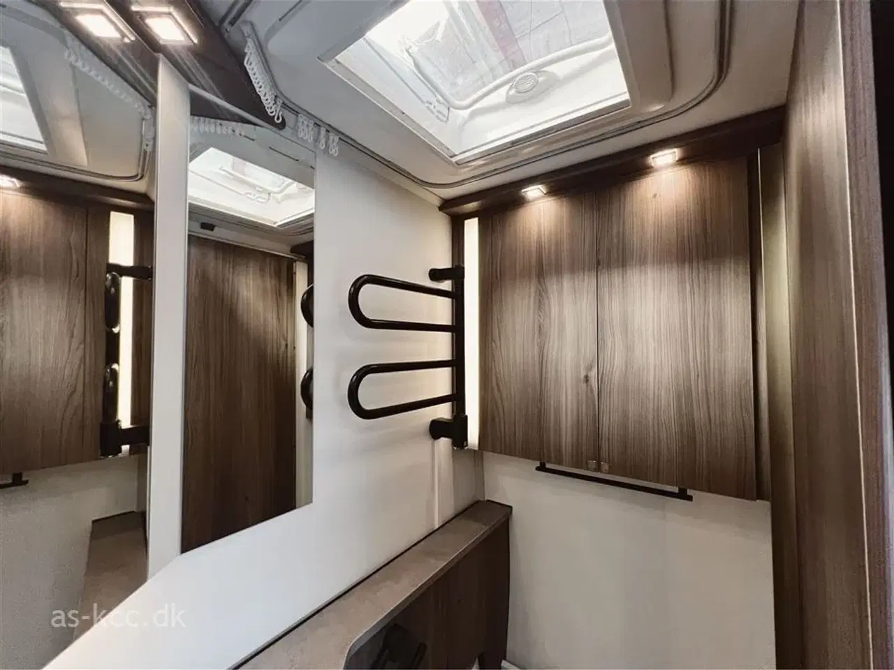 Billede 18 - 2025 - Kabe Royal 560 XL KS