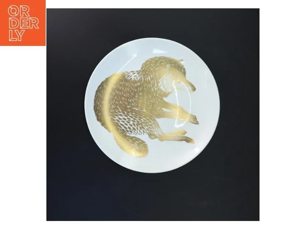 Billede 1 - Porcelænssamlerfad med ulvedekoration fra Gustavsberg (str. Ø 25 cm)
