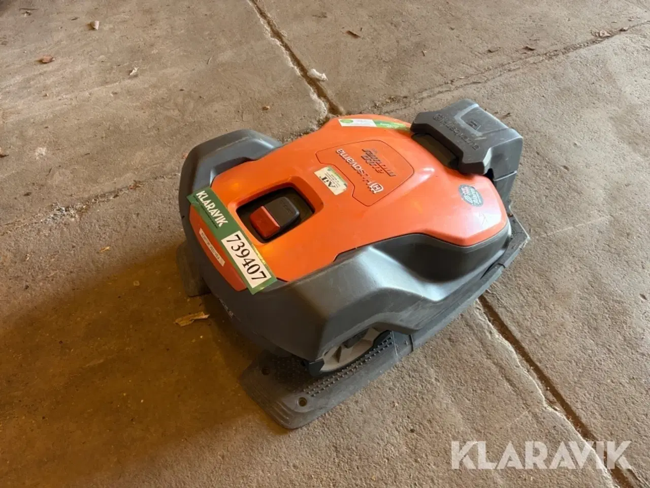 Billede 5 - Robot plæneklipper Husqvarna 520 med ladestation