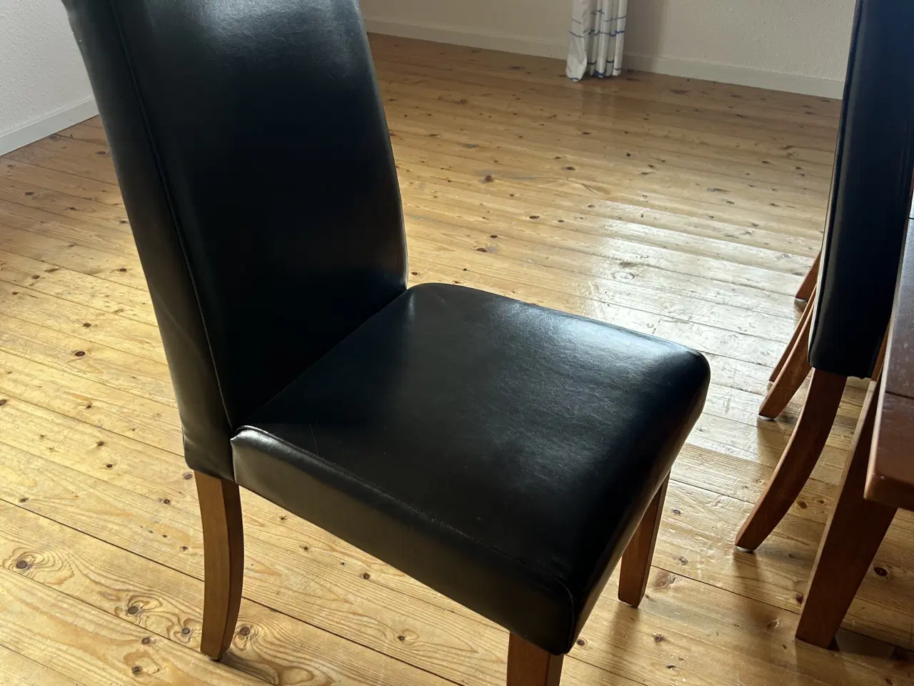 Billede 3 - Stort spisebord med 10 stole