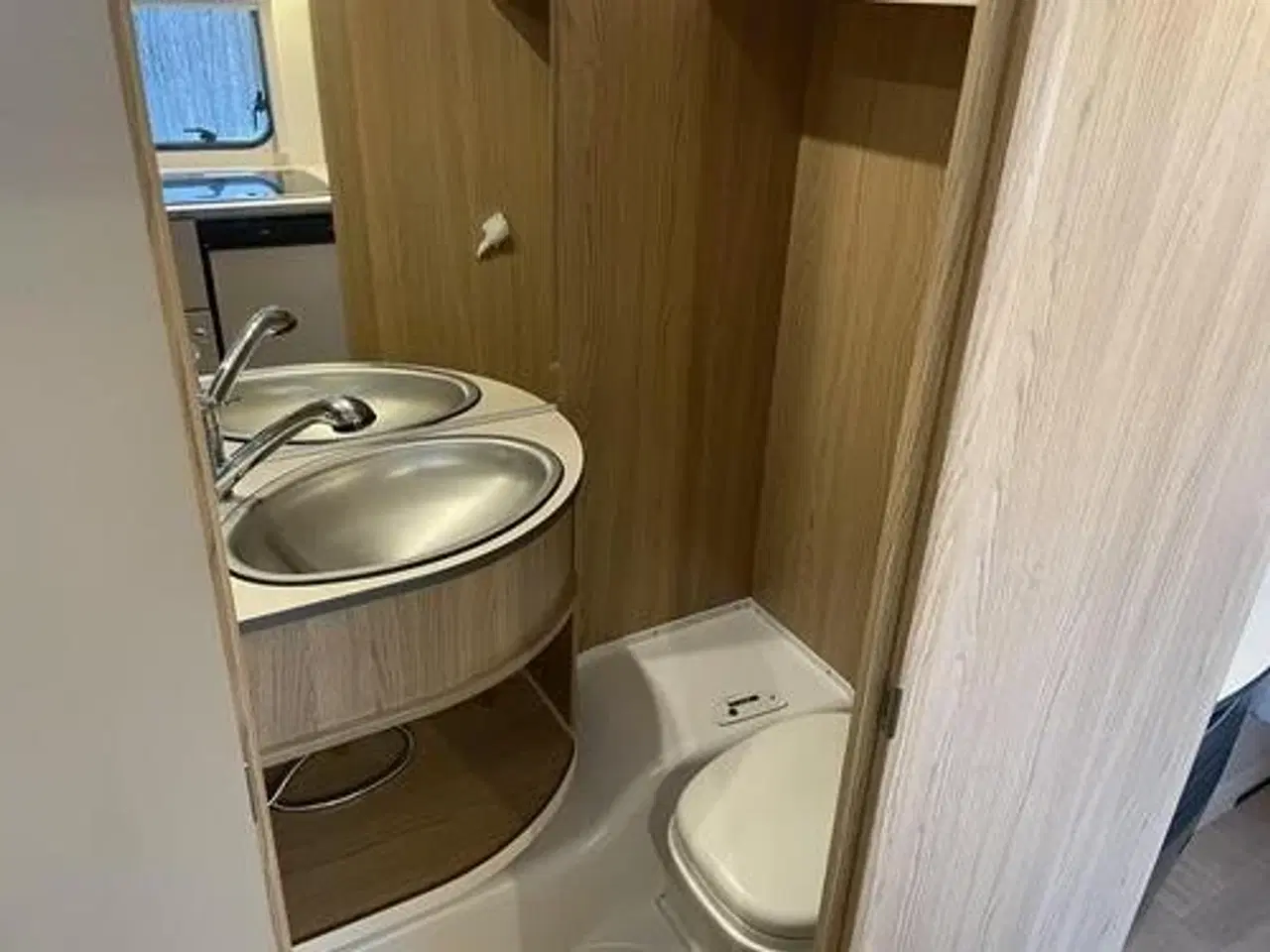 Billede 9 - LMC SASSINO 460 E