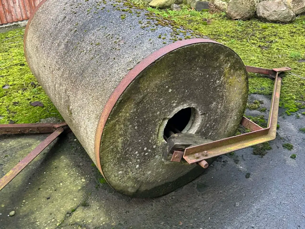 Billede 3 - Agerskov cement-tromle