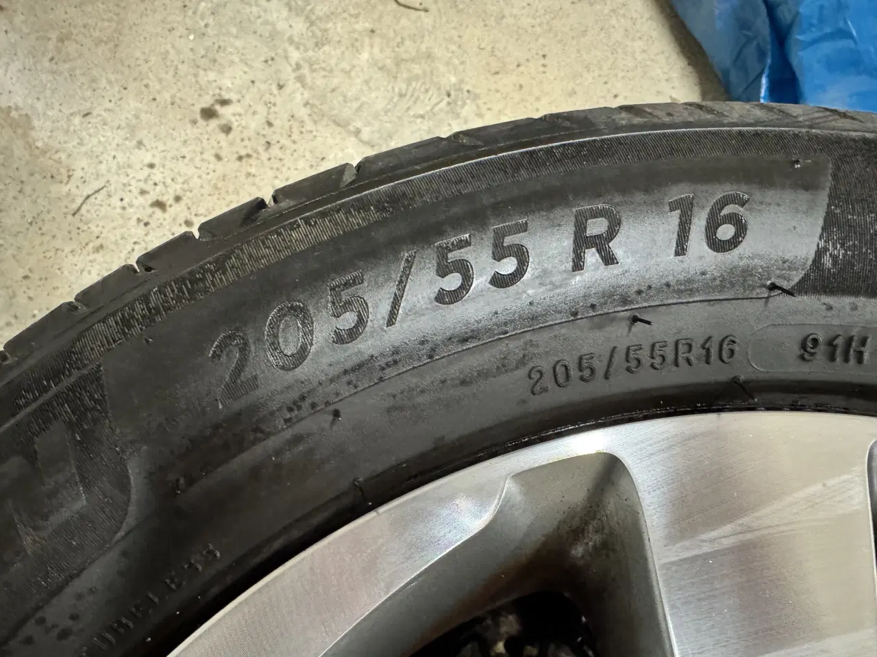 Billede 5 - Alufælge 16" Originale Hyundai m. Michelin dæk