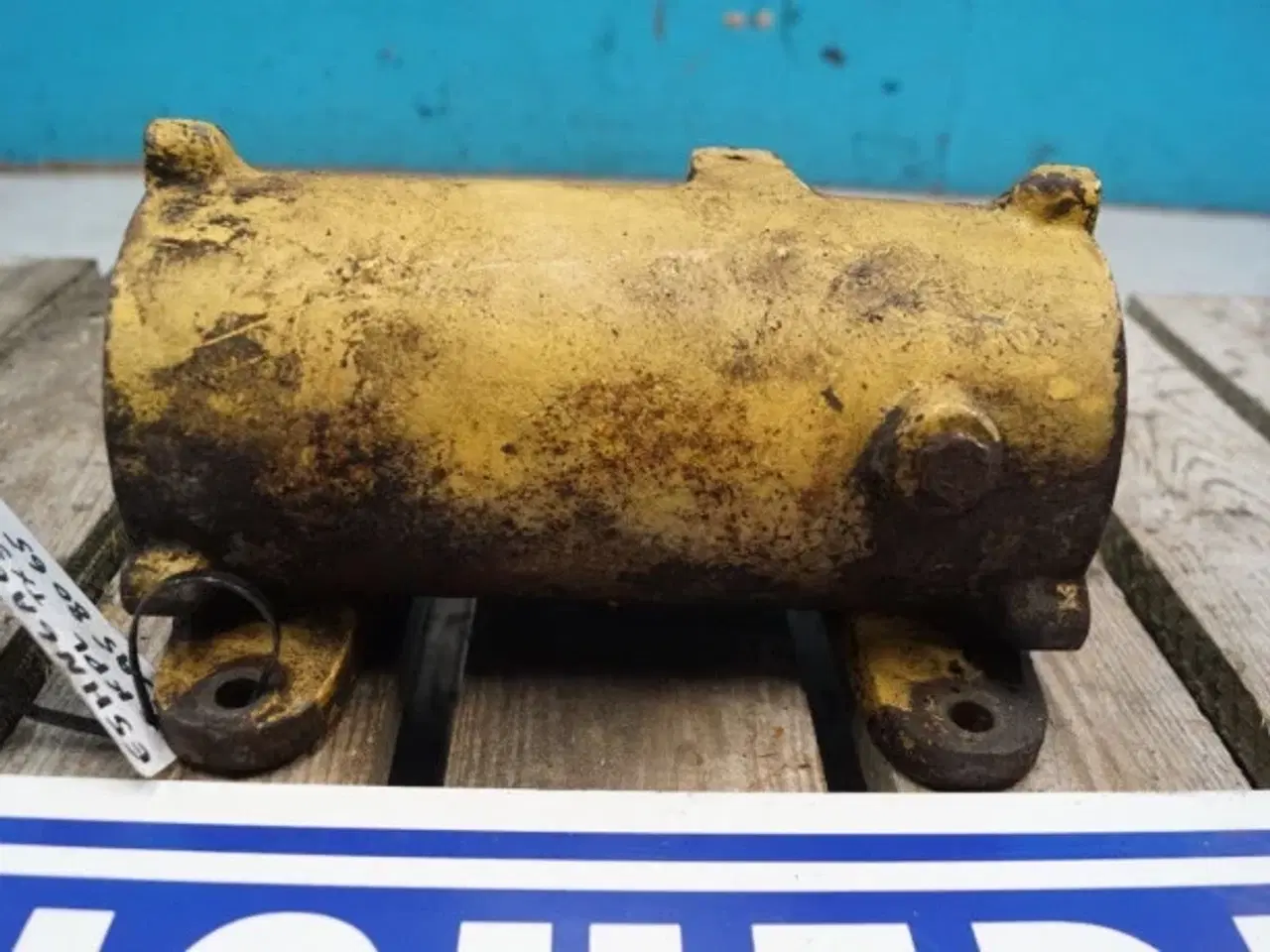 Billede 5 - Ford 675TA Oliekølerhus ESHN6A642CC