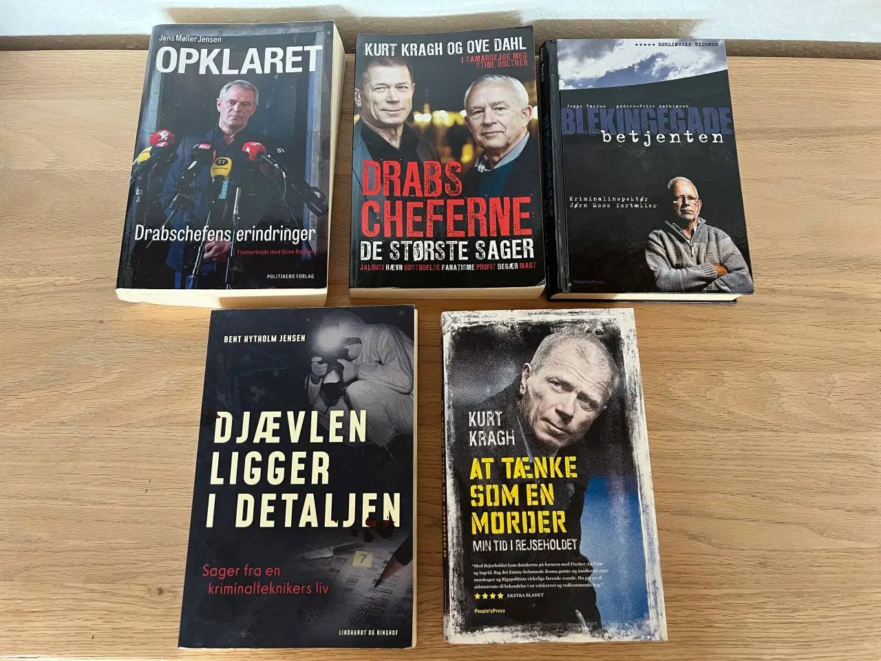 Billede 1 - True Crime bøger 