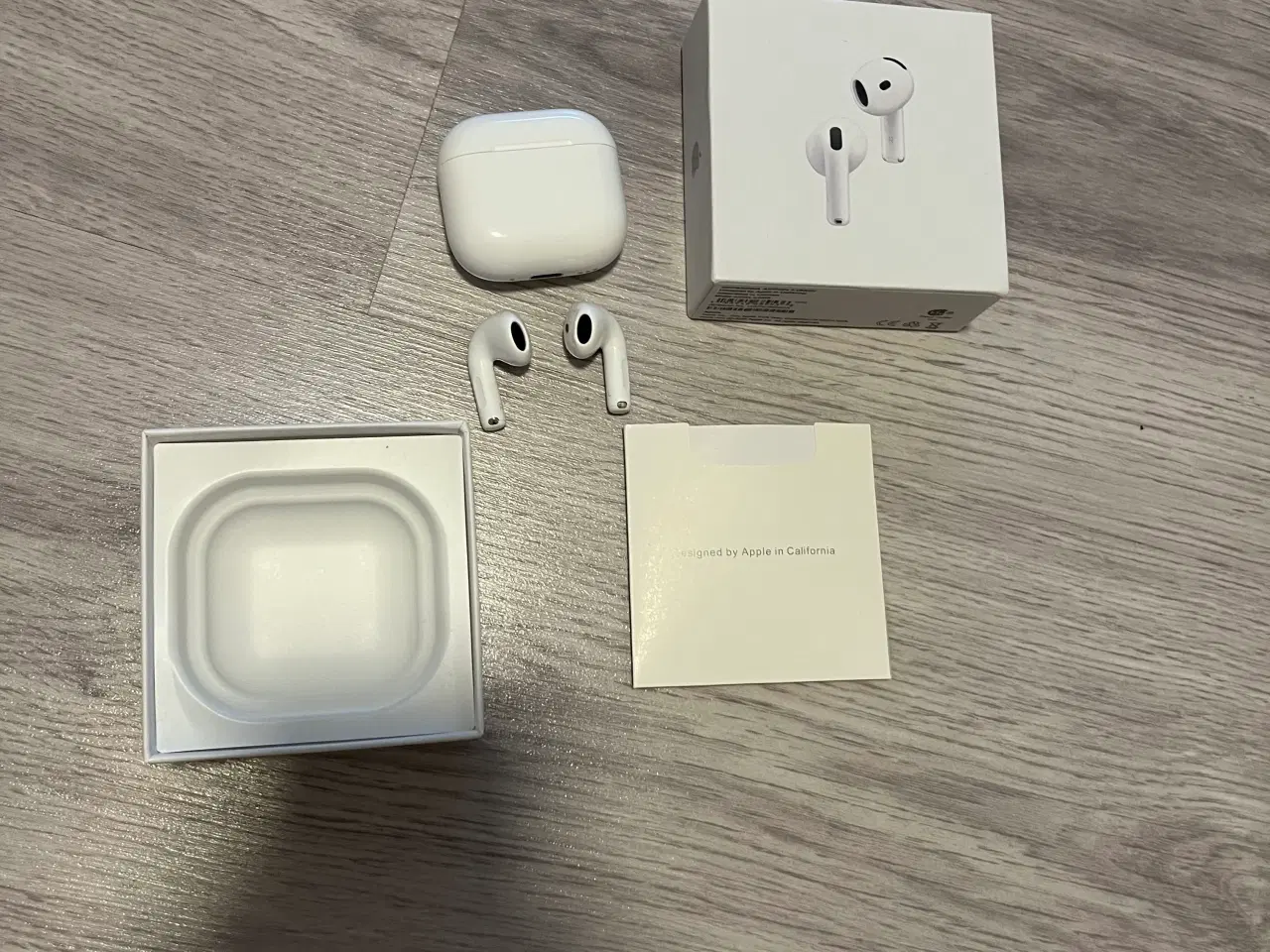 Billede 1 - AirPods 4 500kr anc
