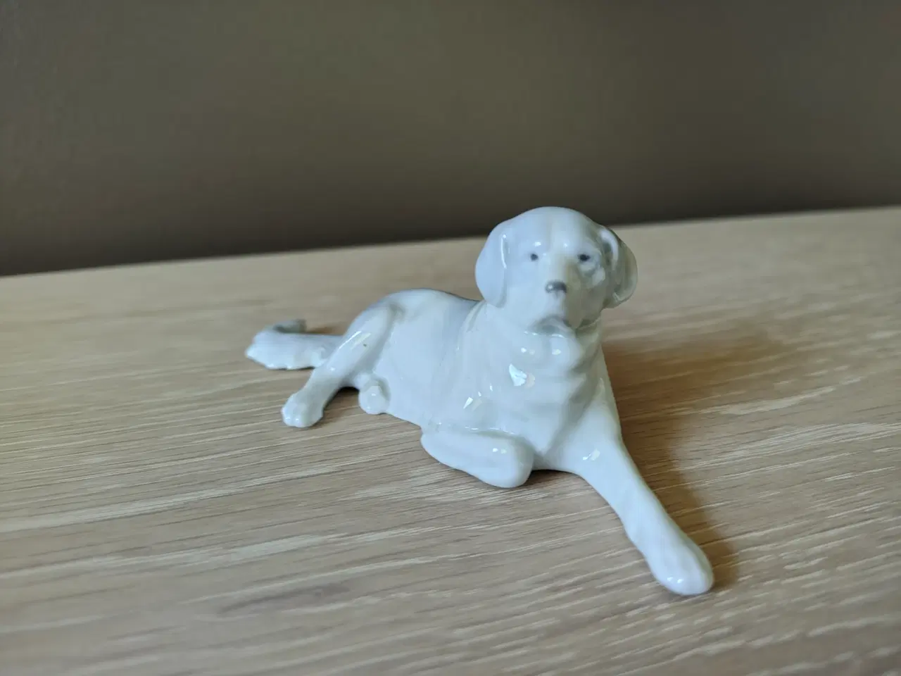 Billede 3 - Flot tysk porcelænshund