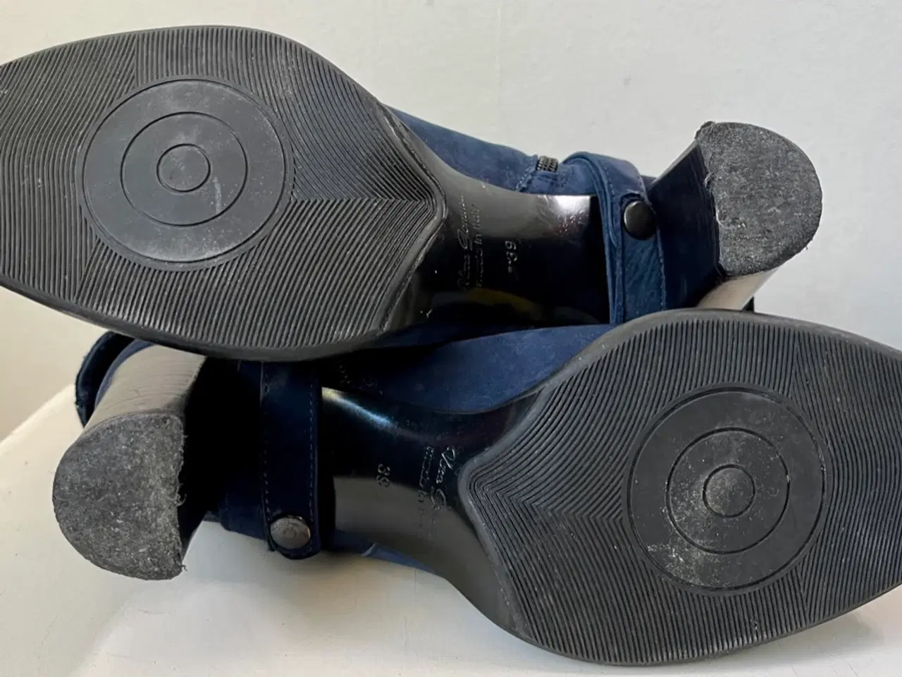 Billede 8 - Merethe Fonnesberg, blå støvler, str 39