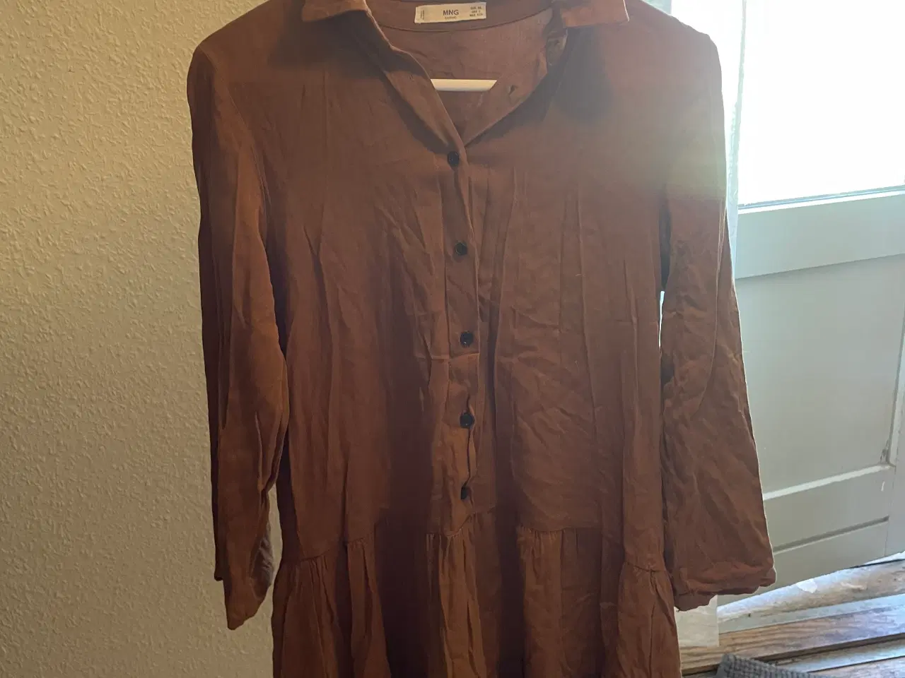 Billede 3 - Sælger ud af lækkert tøj. Mange mærkevare imellem 