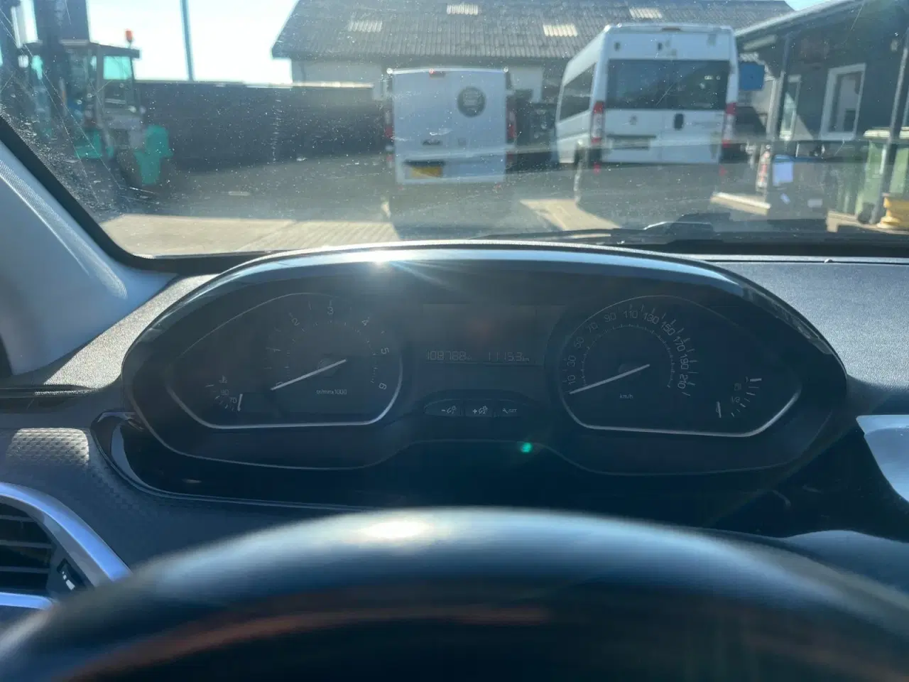 Billede 11 - Peugeot 208 1,6 BlueHDi 100 Desire Sky