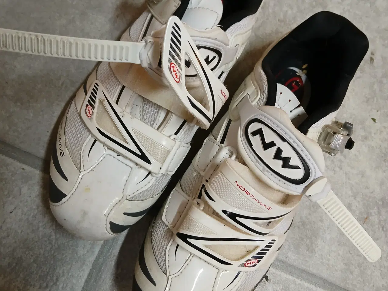 Billede 2 - Cykelsko. Nye.