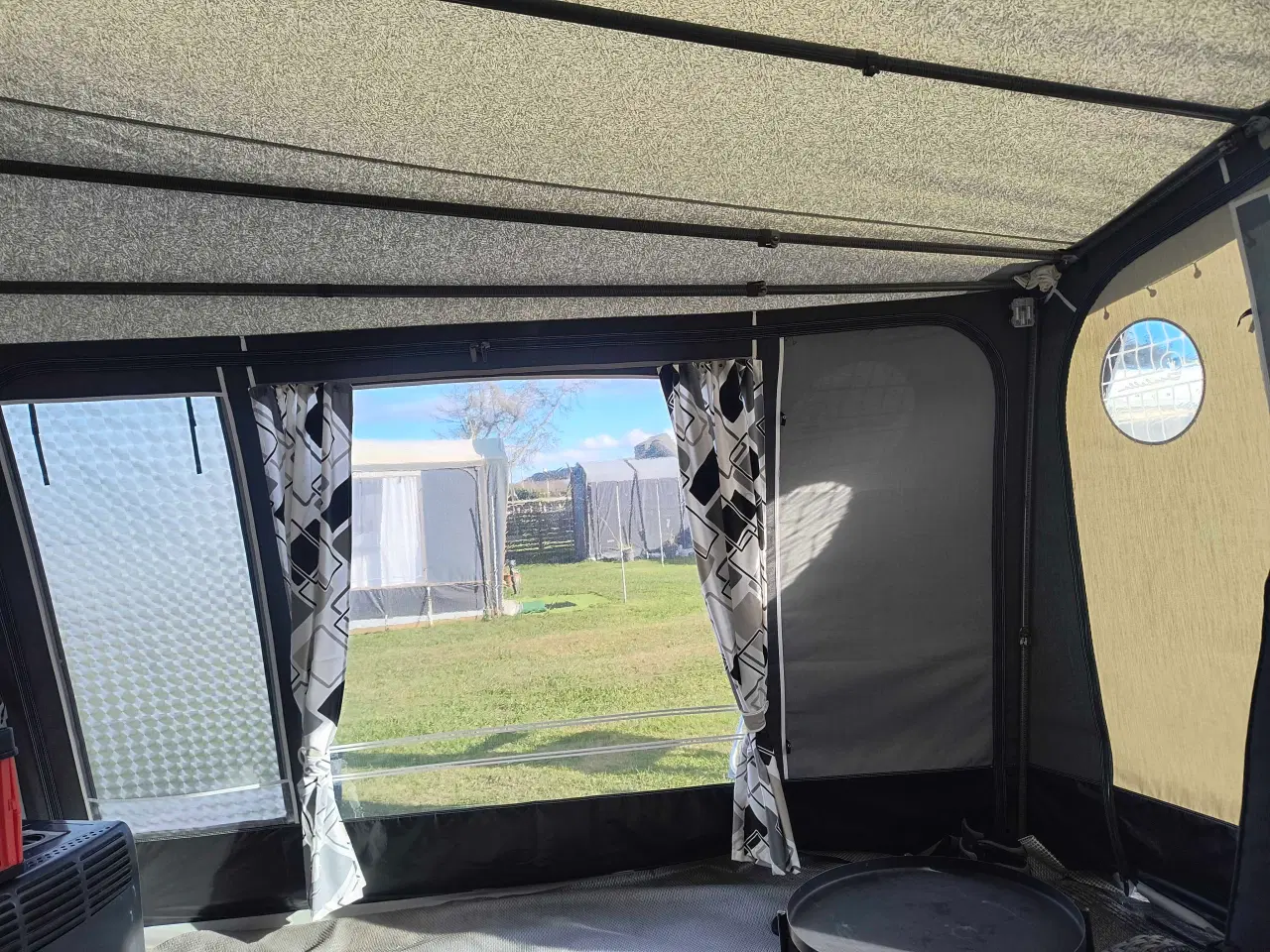 Billede 2 - Isabella commedor a mål 1025