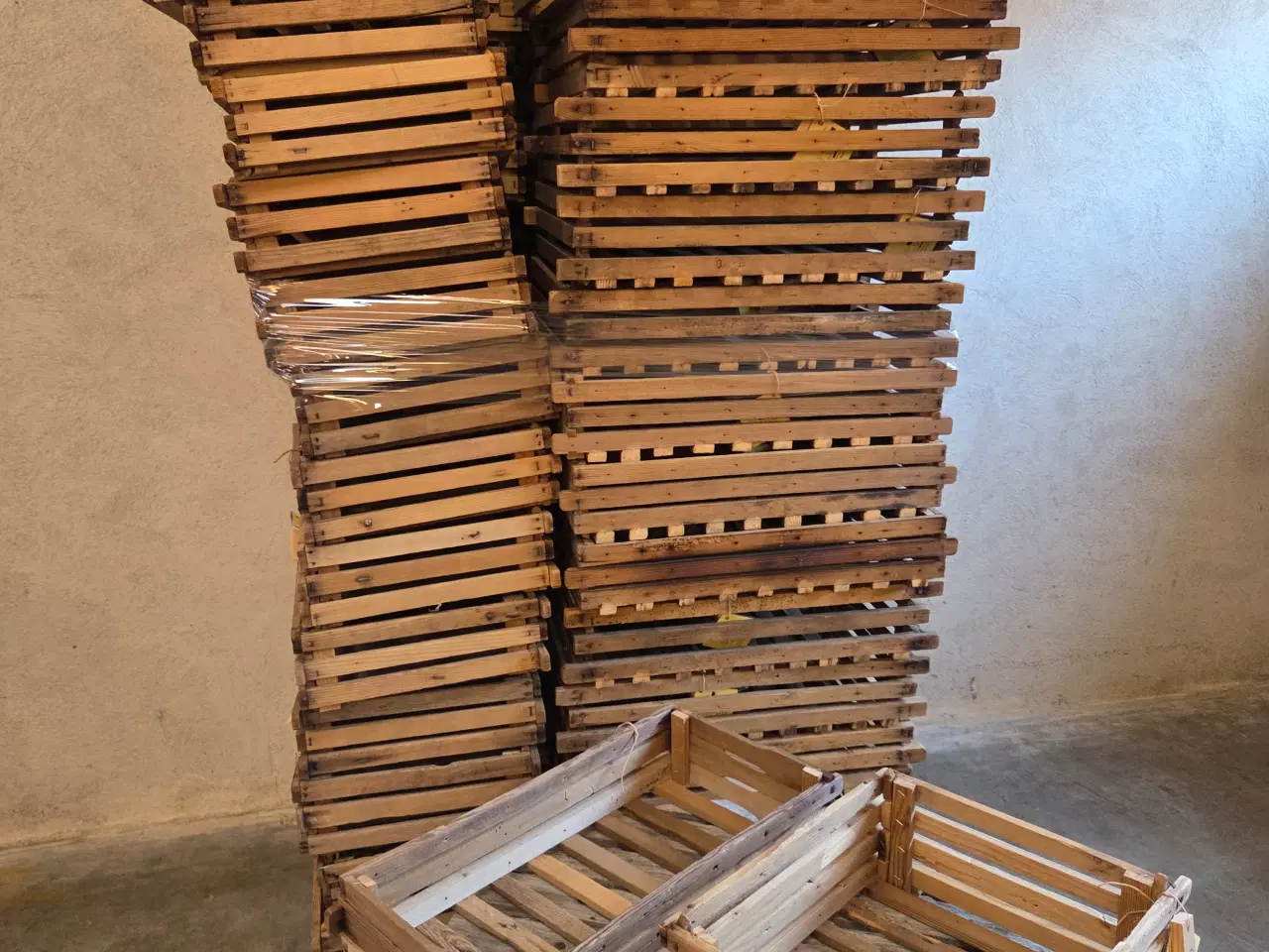 Billede 4 - Flotte opbevaringskurve med patina, flere str.