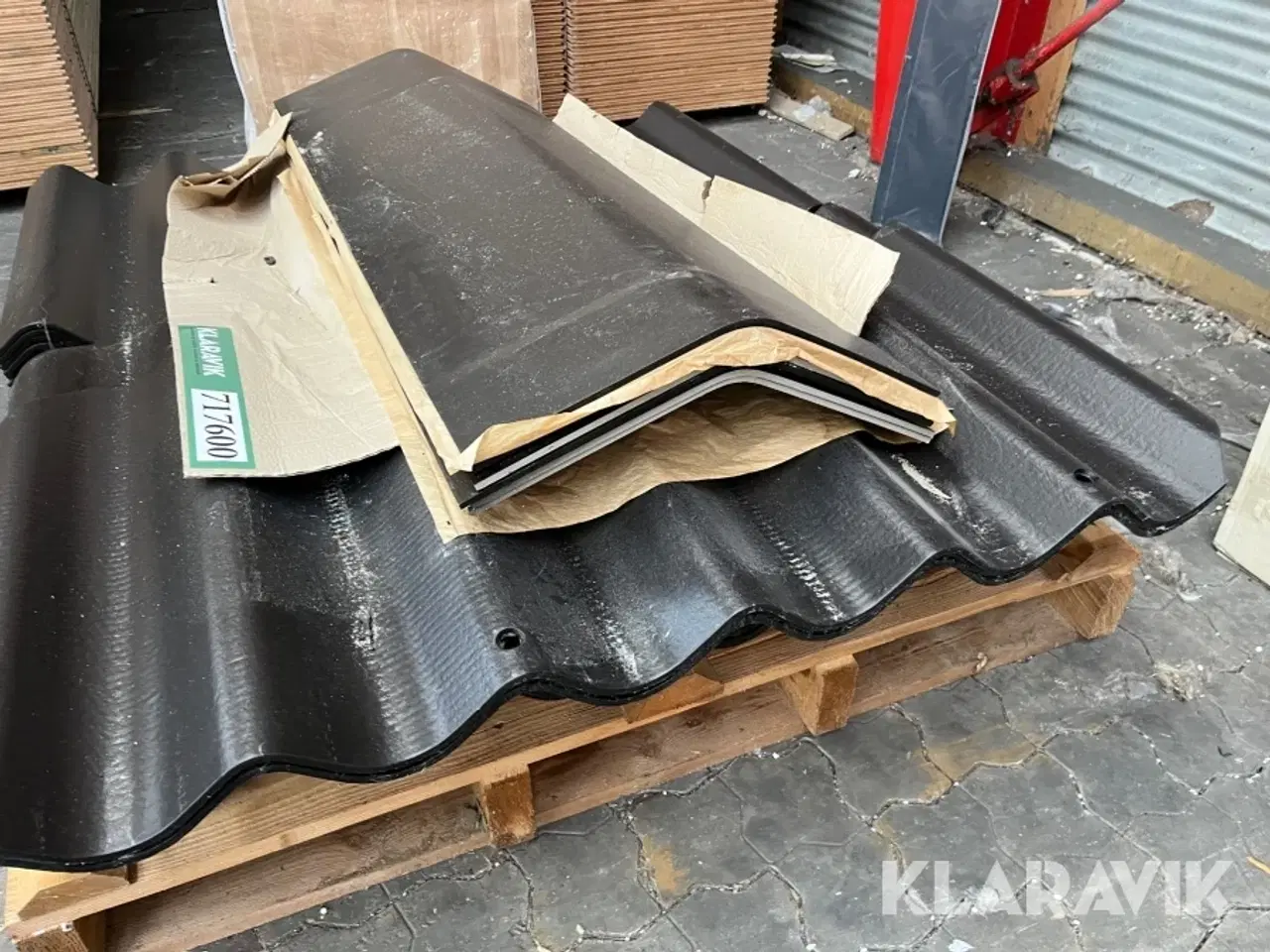 Billede 2 - Tagplader Swisspearl B7 sort/blå 38 styk