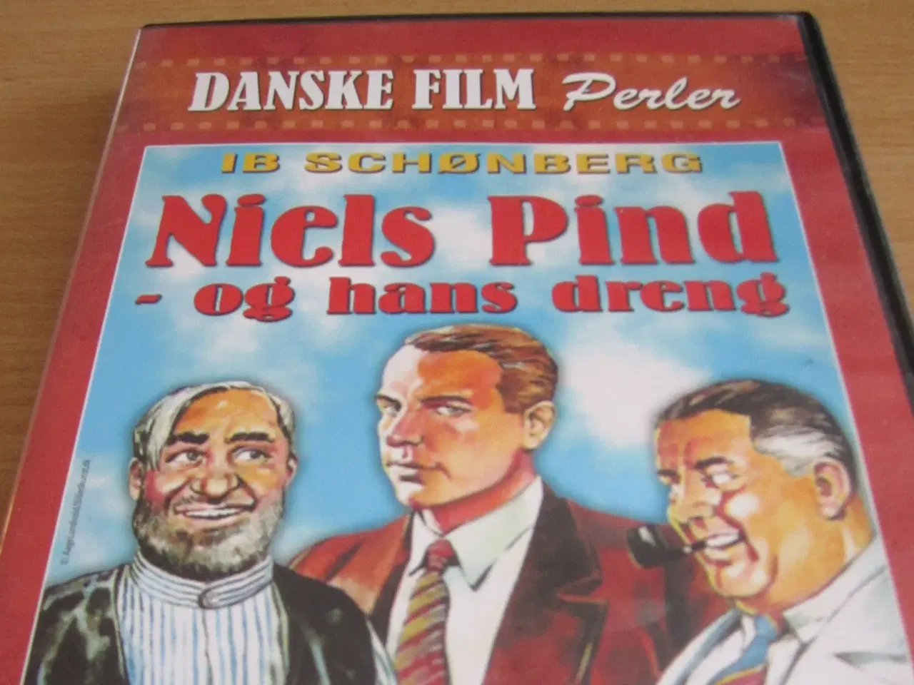 Billede 1 - NIELS PIND - Og hans Dreng.