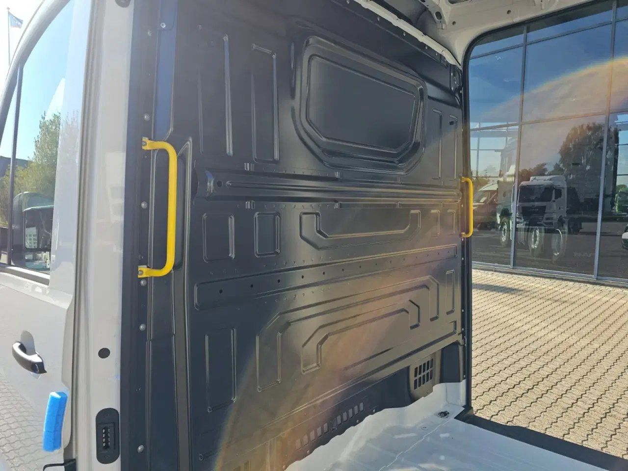 Billede 9 - MAN TGE 3.180 A8 L3H3, Kassevogn