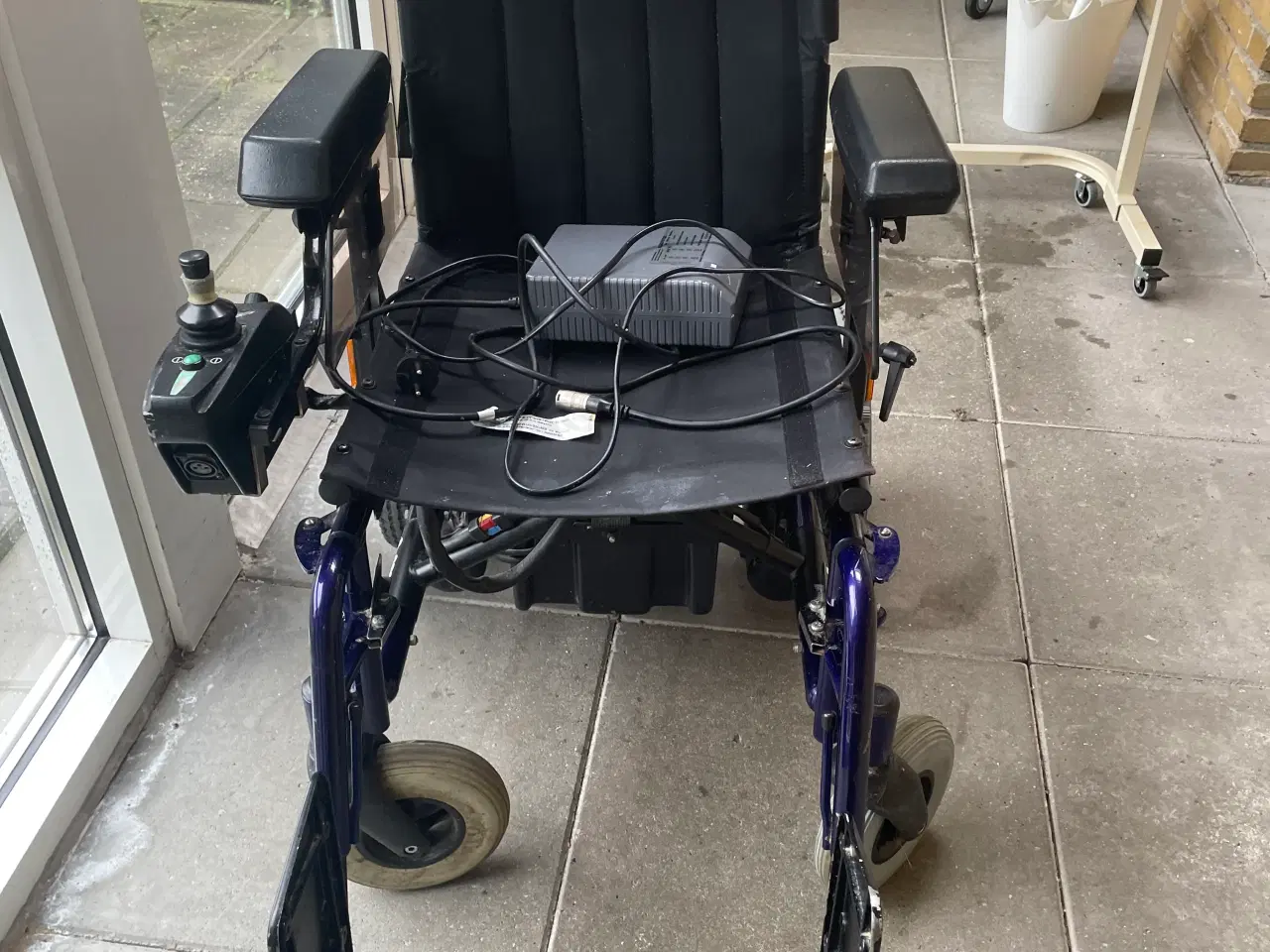 Billede 1 - El kørestol