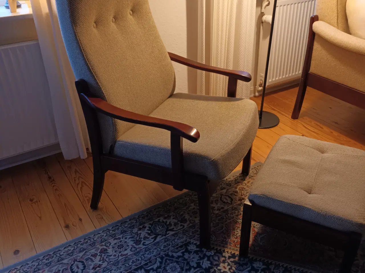Billede 1 - Lænestol i lys uld
