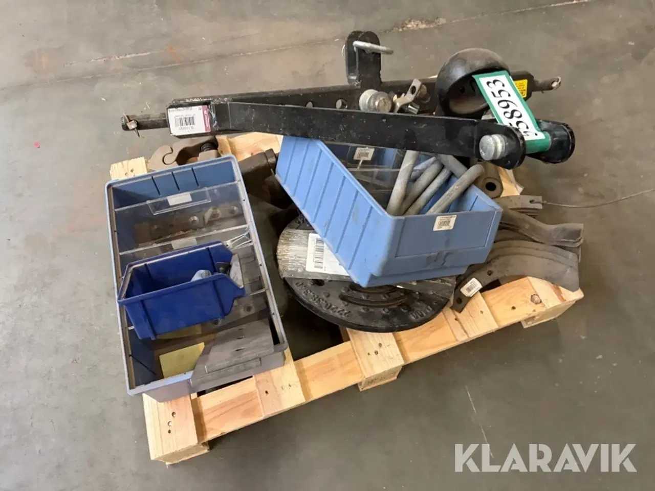 Billede 2 - Lot - kugletræk, brønddæksel og dele til fræser og flishugger