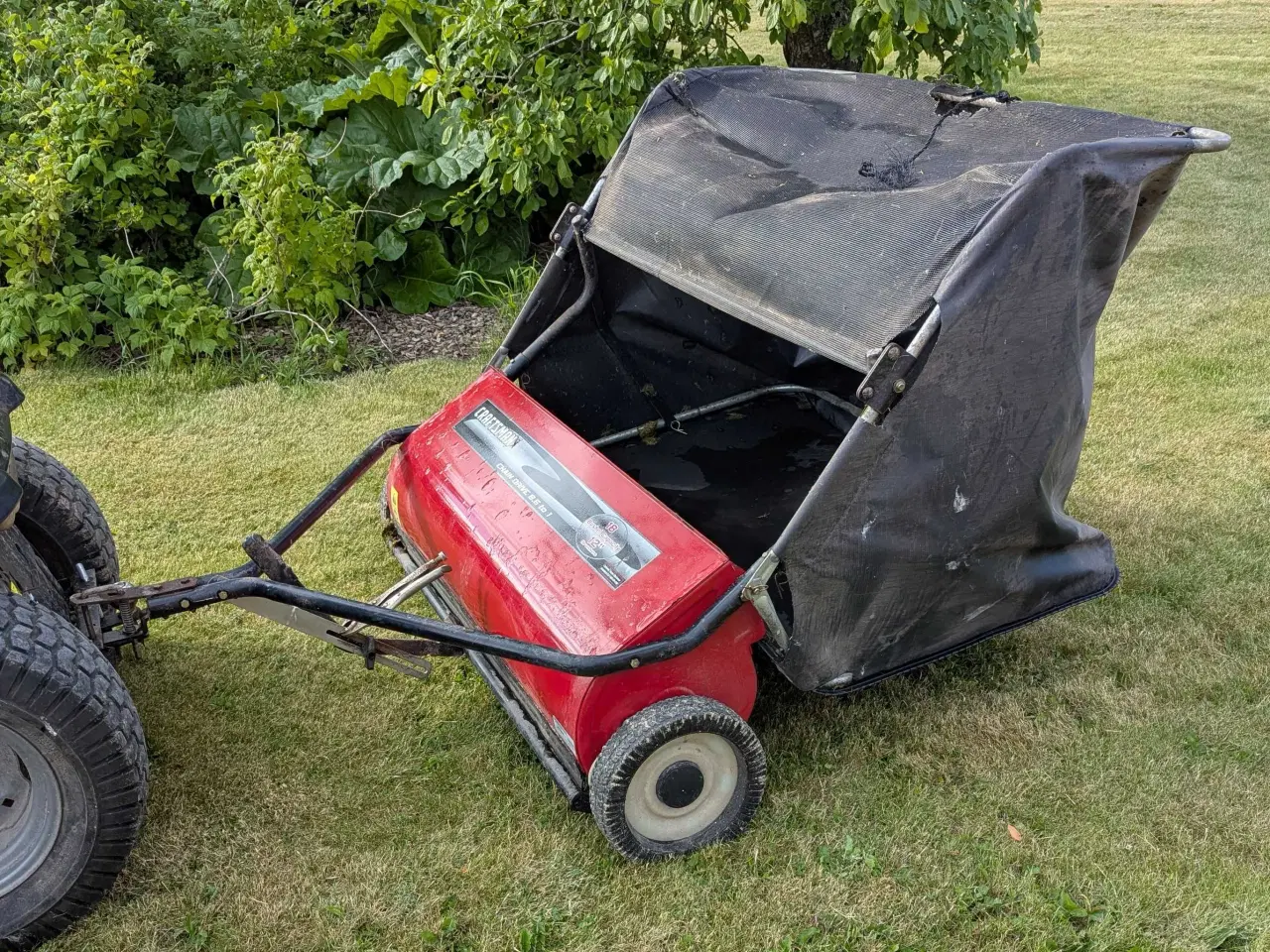 Billede 2 - Græsopsamler til havetraktor 