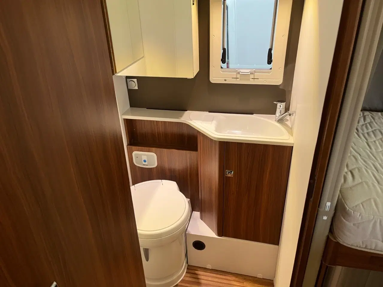 Billede 19 - Fiat Adria 2,3 Coral S 670 SL aut.