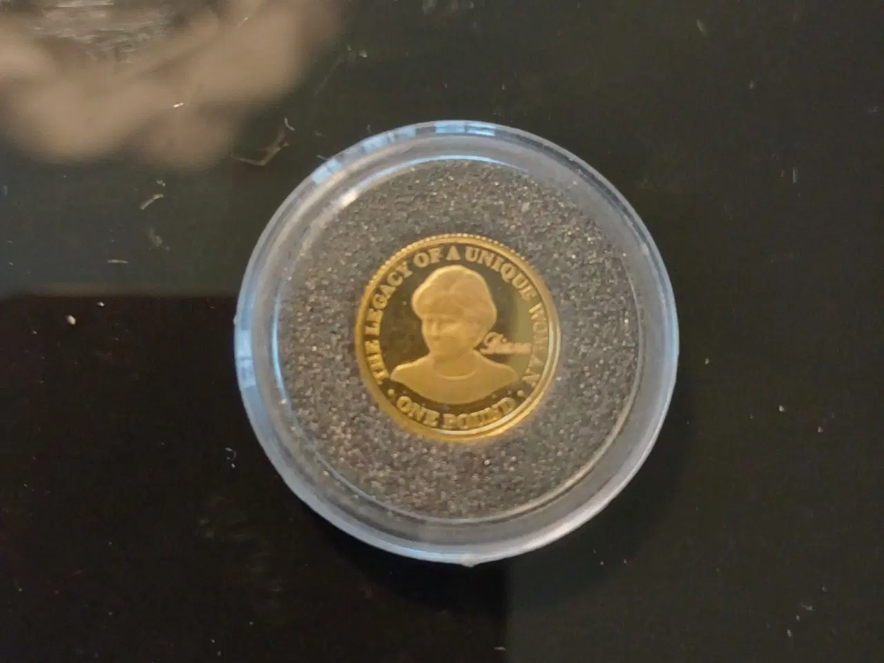 Billede 1 - Lady Diana/Elisabeth 2 one pound 24 karat