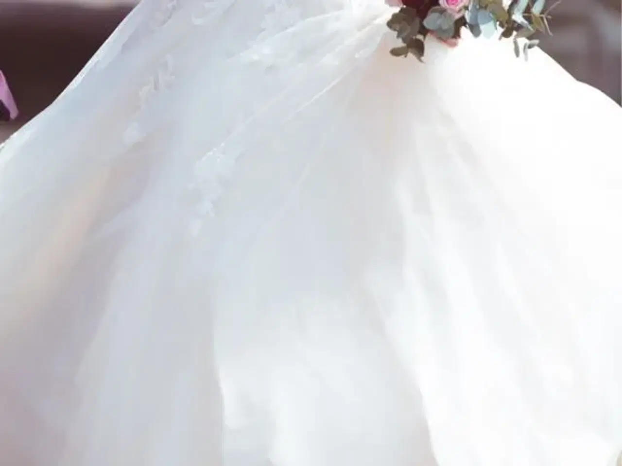 Billede 5 - Brudekjole og tilbehør