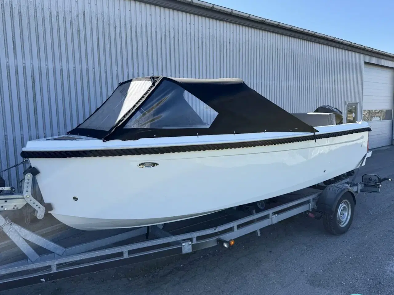 Billede 1 - Sunrise 605 Tender