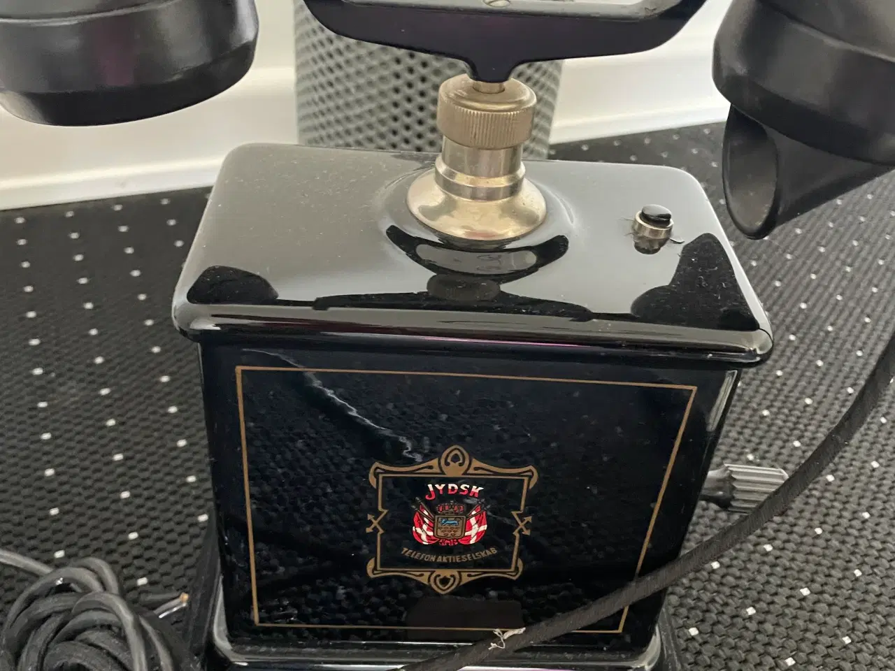 Billede 1 - Antik bordtelefon