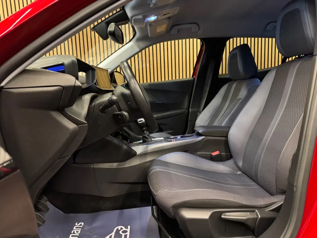 Billede 4 - Peugeot 2008 1,2 PureTech 130 Allure Pack