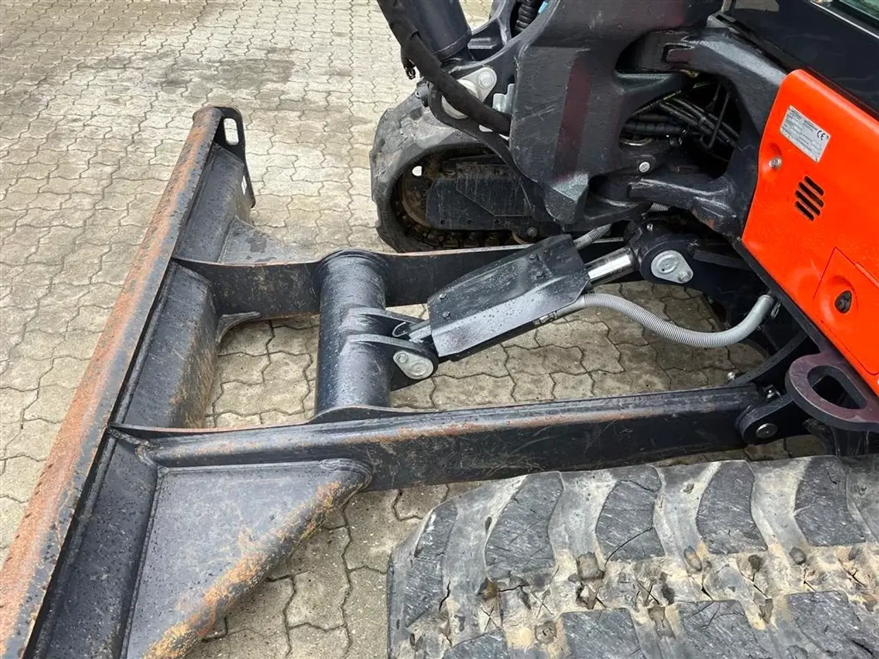 Billede 12 - Kubota KX060-5 Hydraulisk hurtigskifte med kipbar planerskovl.