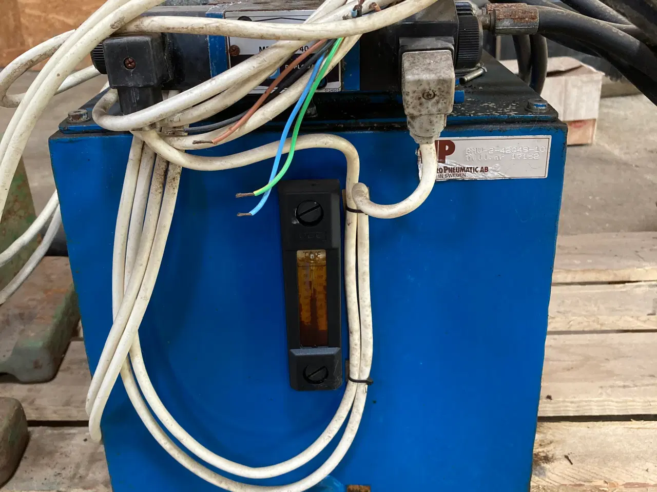 Billede 7 - Hydralik station med cylinder . Go til brændekløve