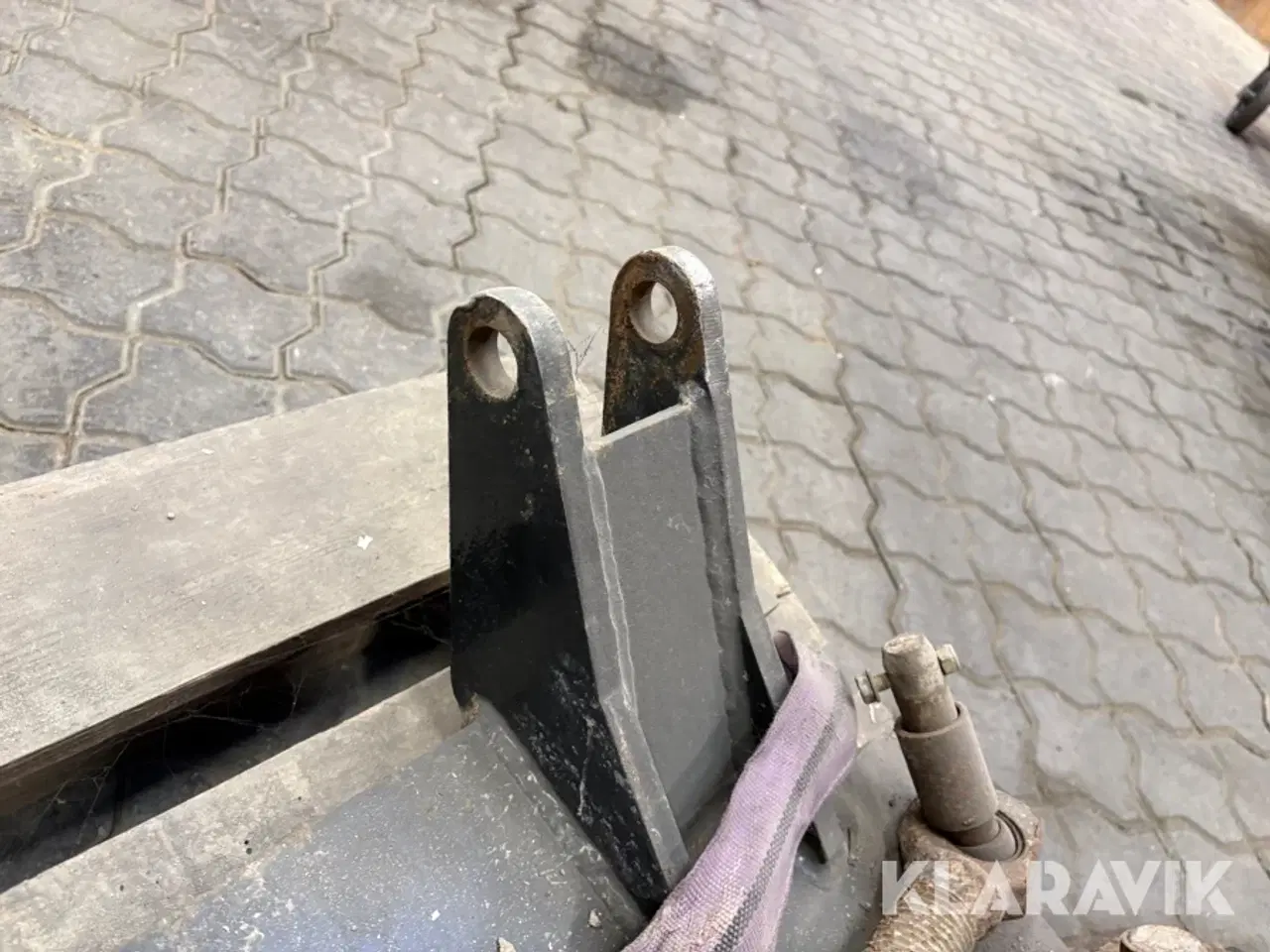 Billede 10 - Frontophæng sneplov til Volvo FM12