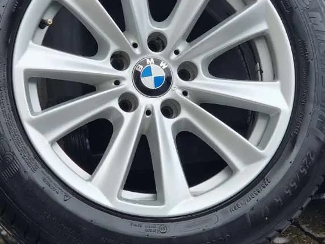 Billede 2 - Bmw original fælge 5*120 u/punkteret dæk