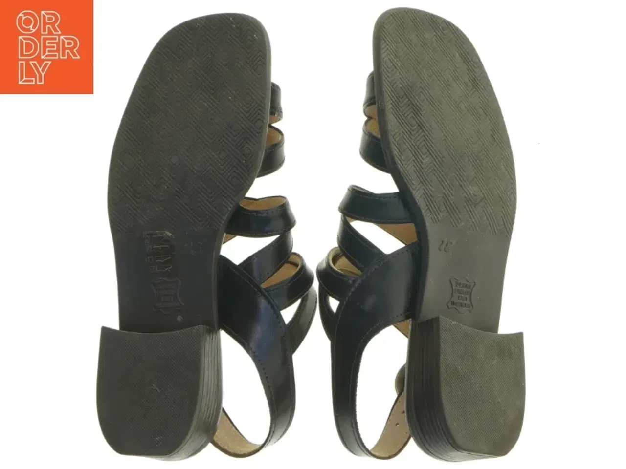 Billede 4 - Sorte lædersandaler, str. 37 fra Tamaris (str. 37 )