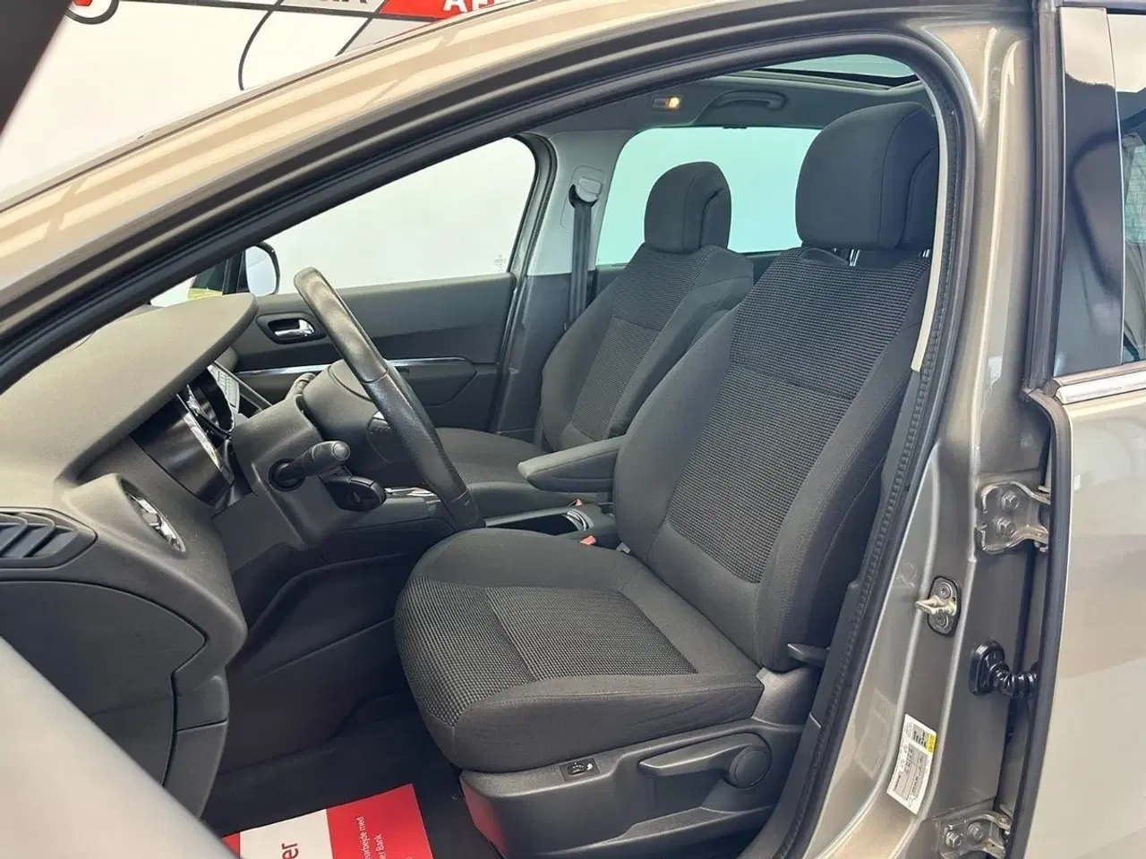 Billede 19 - Peugeot 5008 1,6 BlueHDi 120 Allure 7prs