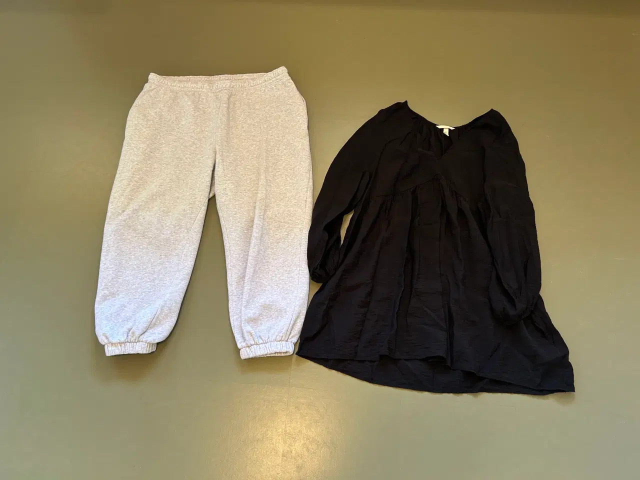 Billede 1 - H&M tøj i str. XL