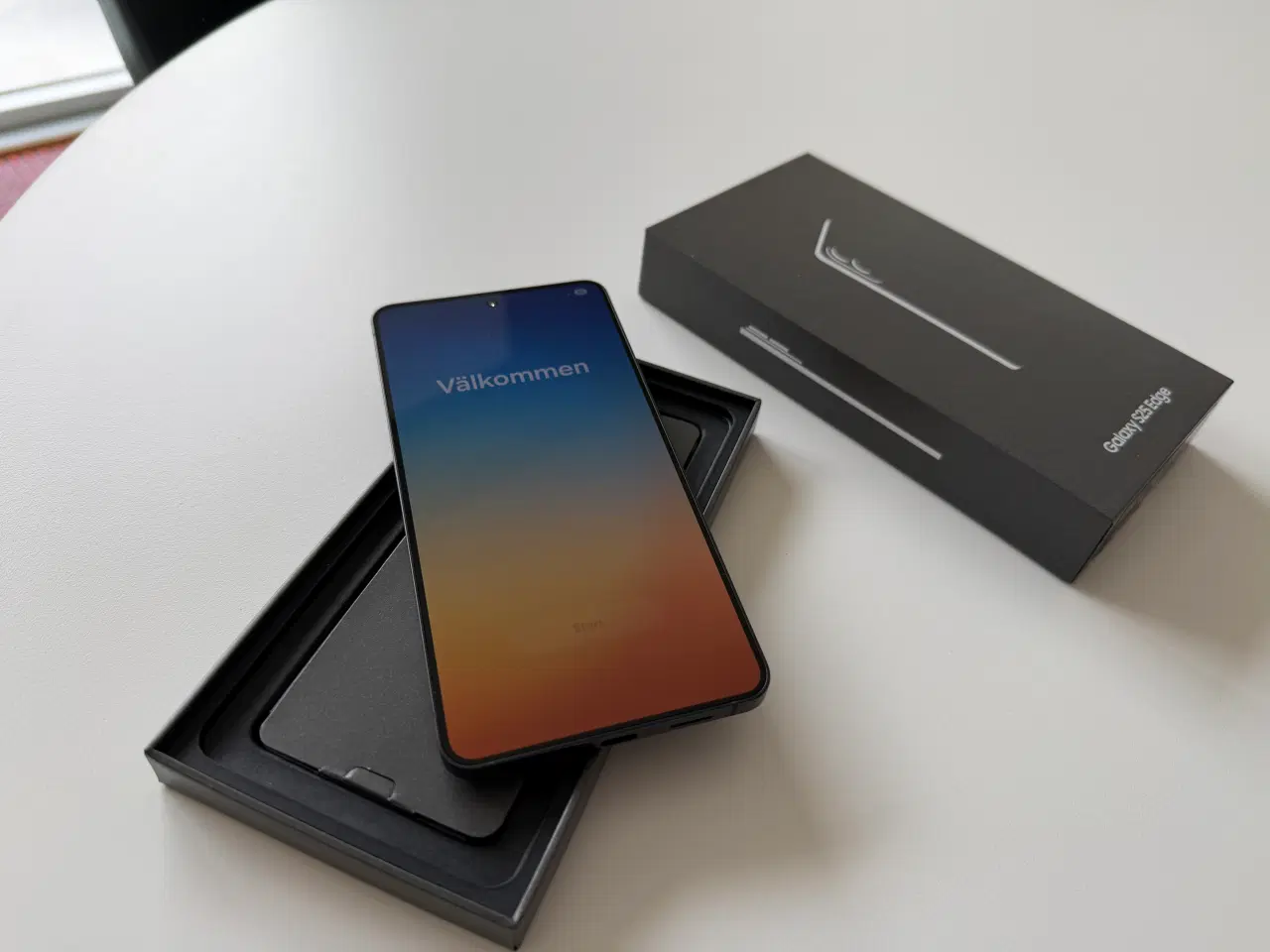 Billede 4 - Samsung Galaxy S25 Edge med 12GB RAM / 256 GB