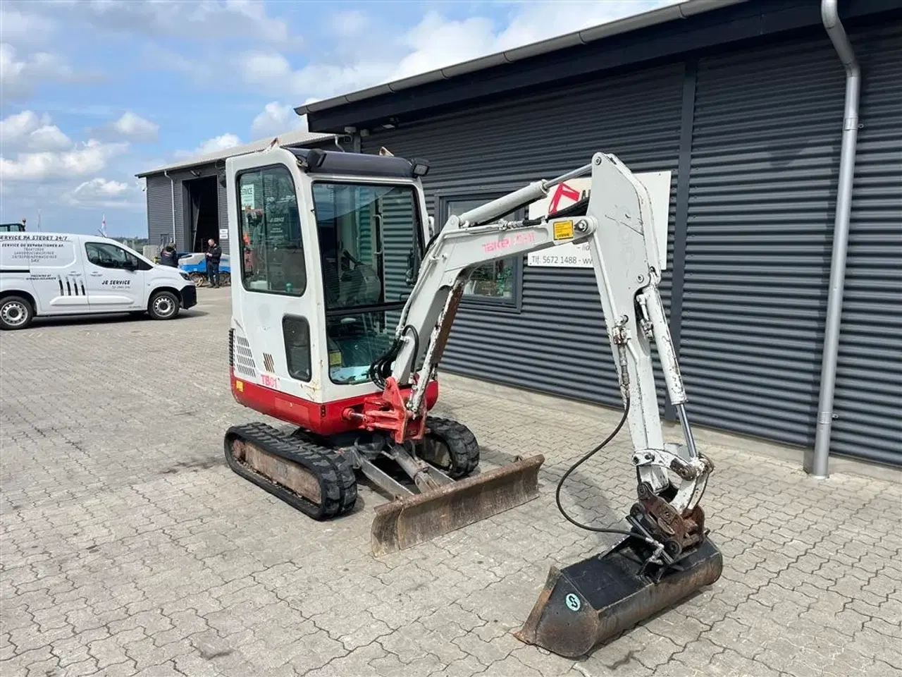 Billede 2 - Takeuchi TB 016 Halv automatisk fæste med kipbar planerskovl
