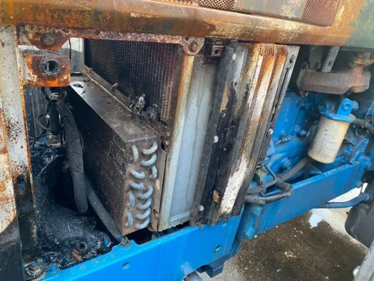 Billede 2 - Ford 6640 Sælges i dele/ for parts